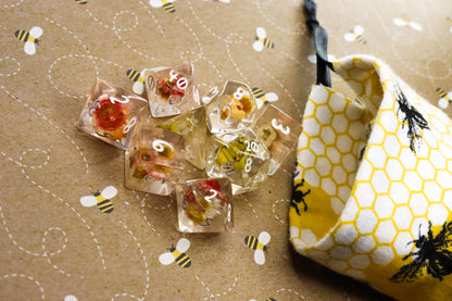 Bees Among the Flowers Dice Set